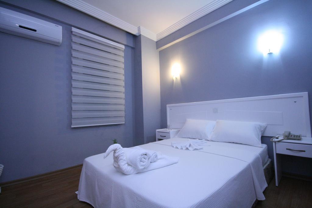 Adrian Beach Hotel Fethiye Oda fotoğraf